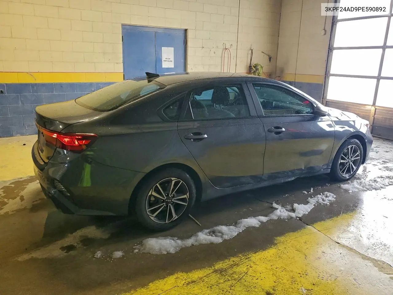 3KPF24AD9PE590892 2023 Kia Forte Lx