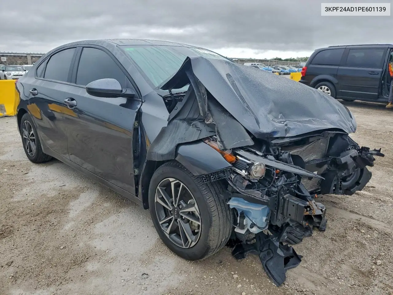 3KPF24AD1PE601139 2023 Kia Forte Lx