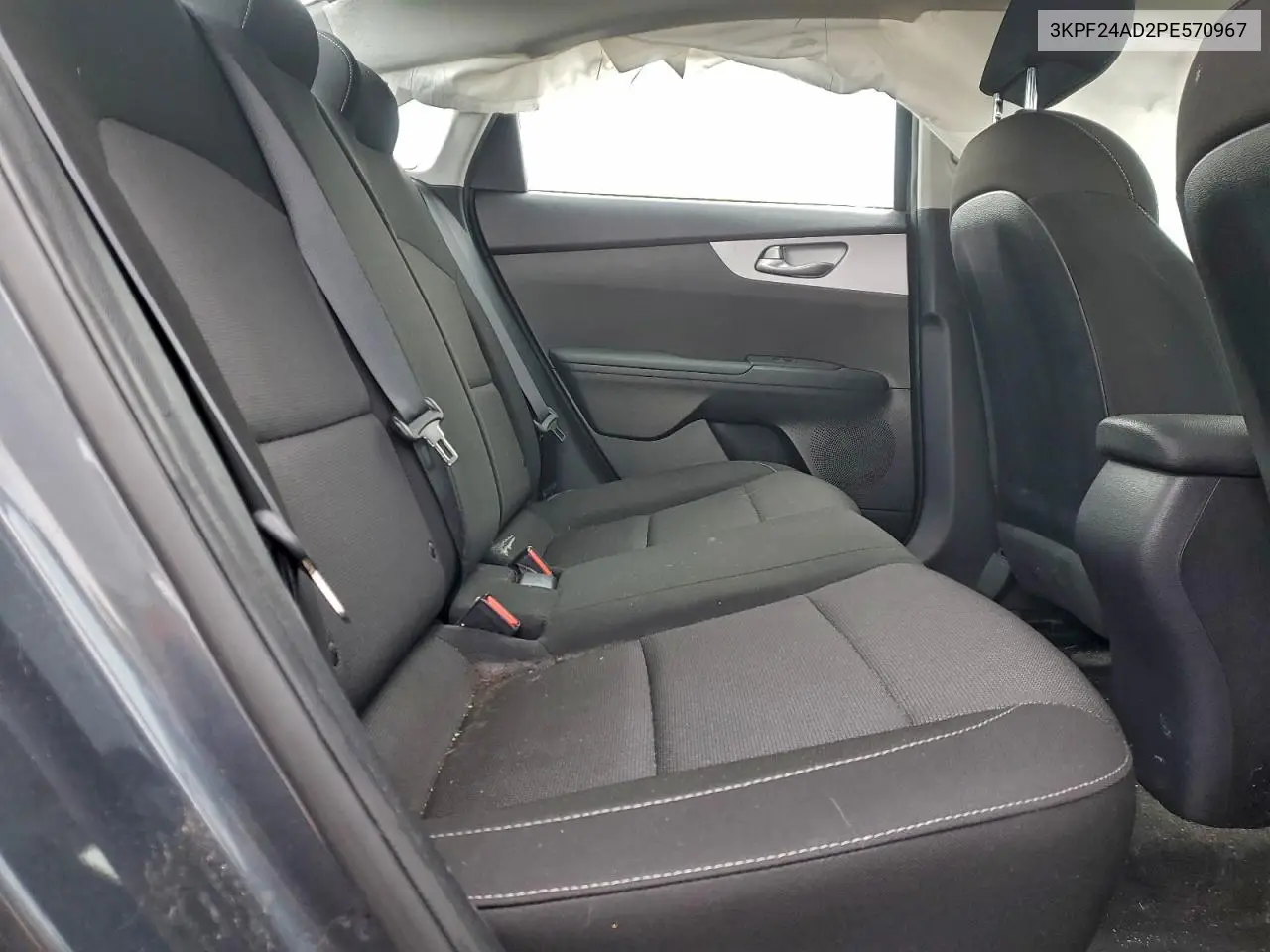 3KPF24AD2PE570967 2023 Kia Forte Lx