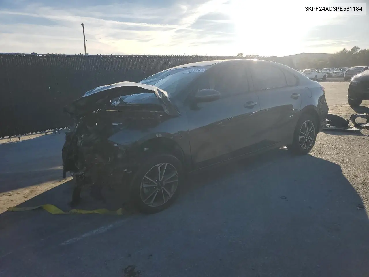 3KPF24AD3PE581184 2023 Kia Forte Lx
