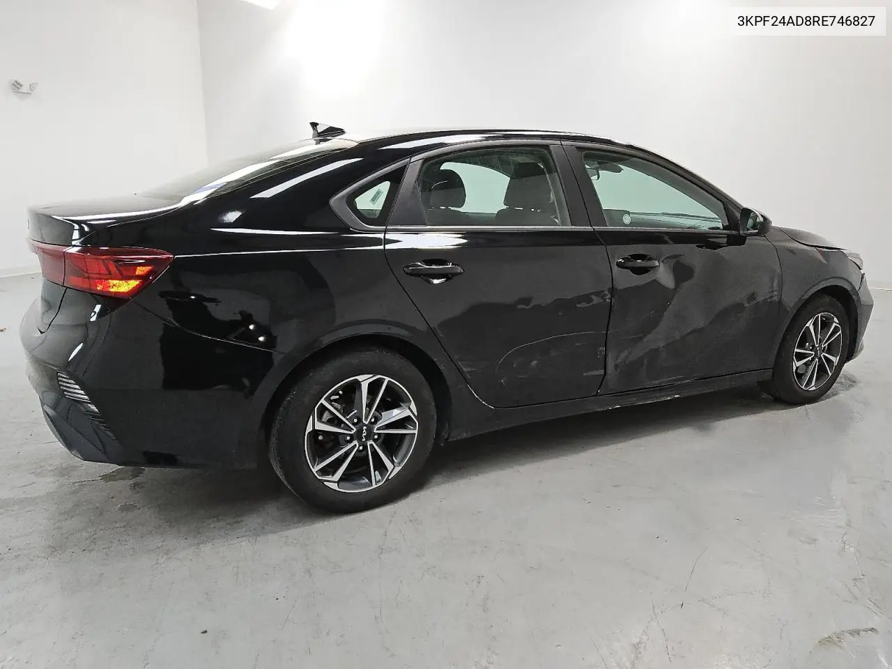 3KPF24AD8RE746827 2024 Kia Forte Lx