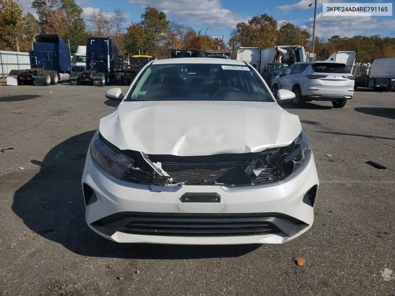 3KPF24AD4RE791165 2024 Kia Forte Lx