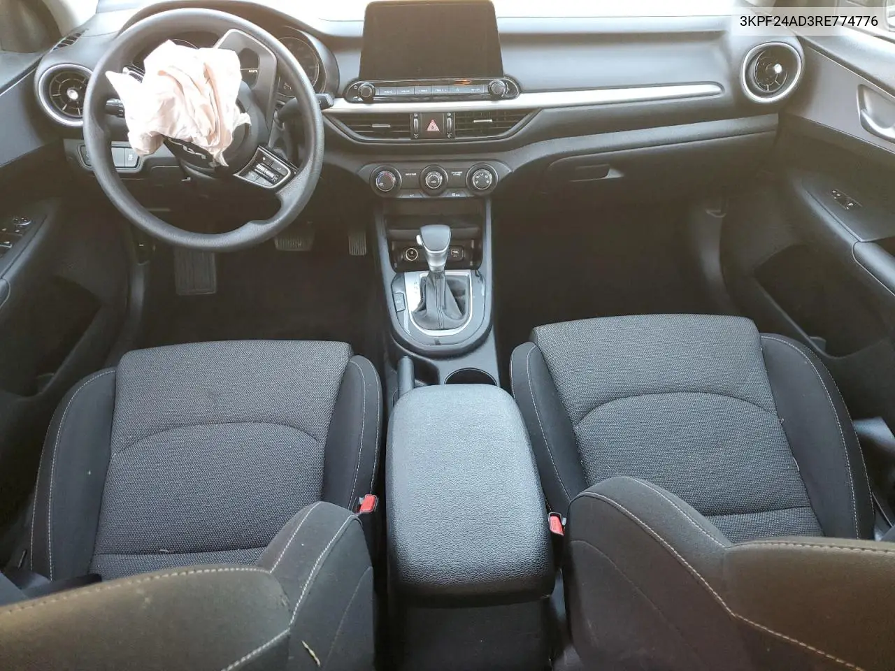 3KPF24AD3RE774776 2024 Kia Forte Lx