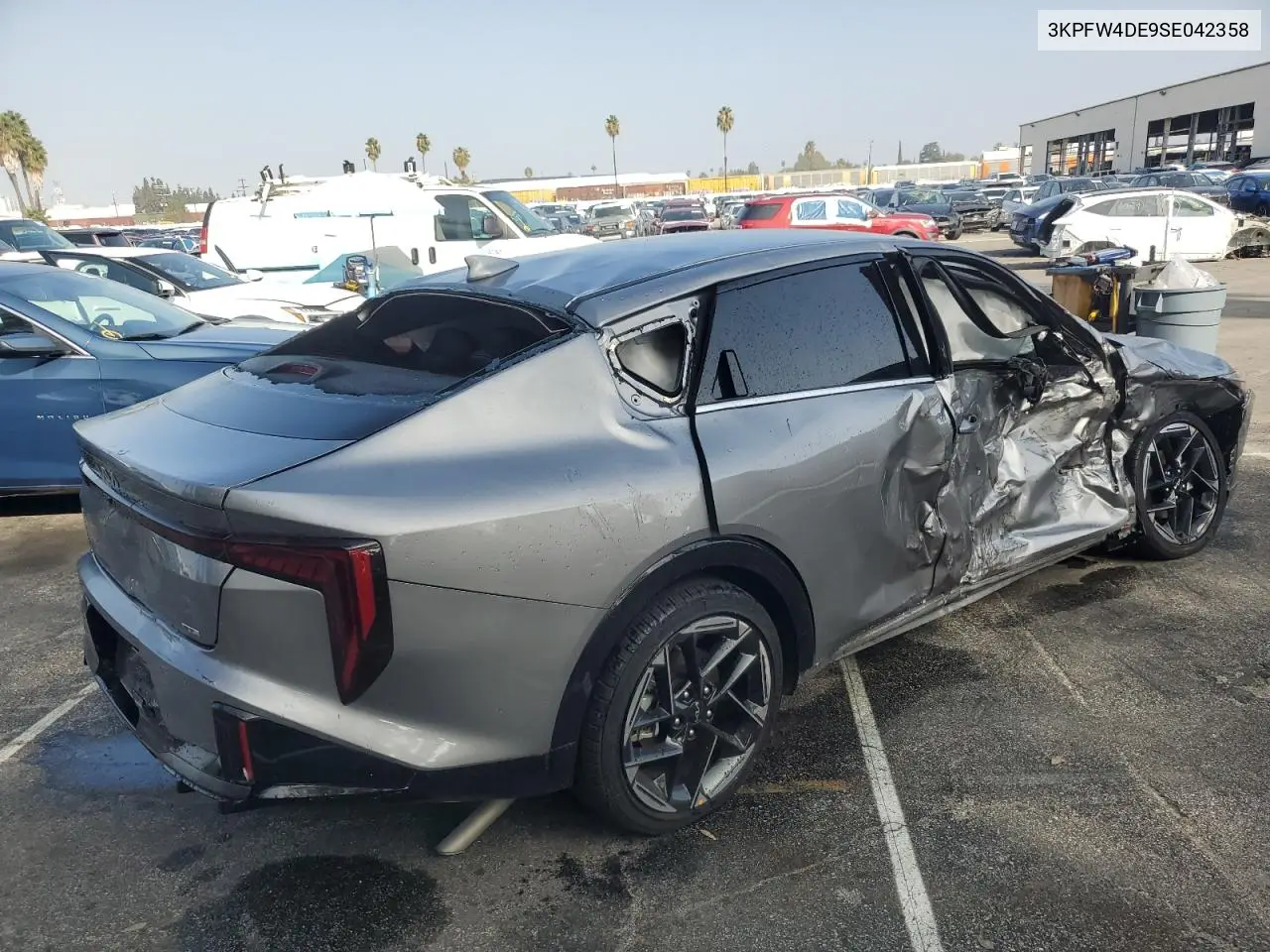 3KPFW4DE9SE042358 2025 Kia K4 Gt Line