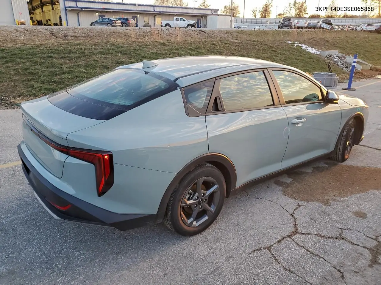 3KPFT4DE3SE065868 2025 Kia K4 Lx