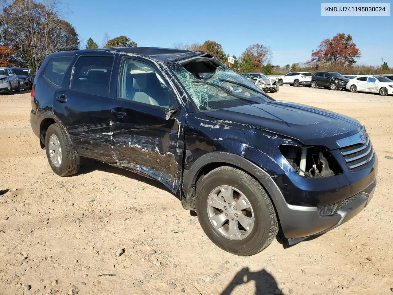 KNDJJ741195030024 2009 Kia Borrego Lx