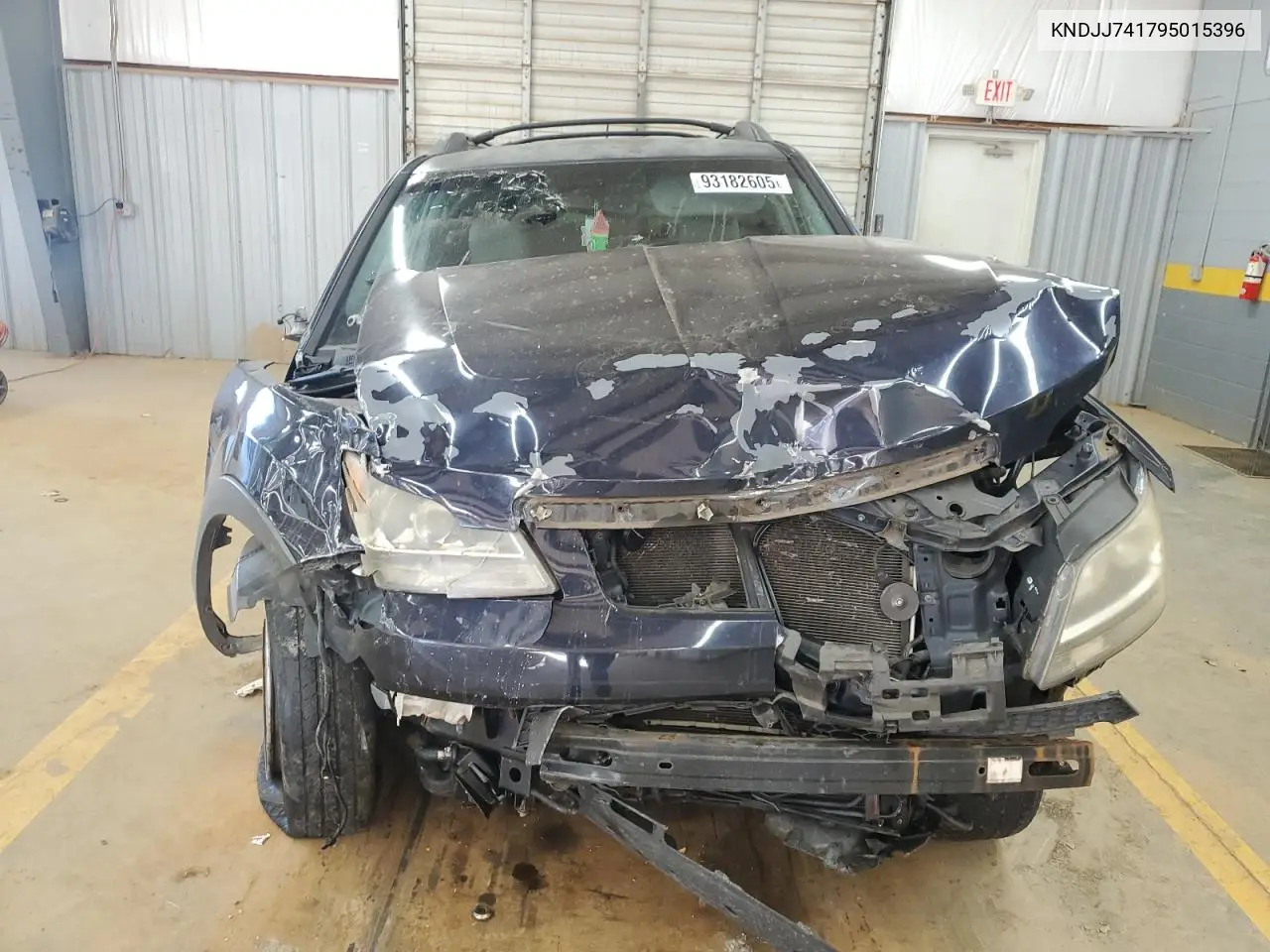 KNDJJ741795015396 2009 Kia Borrego Lx