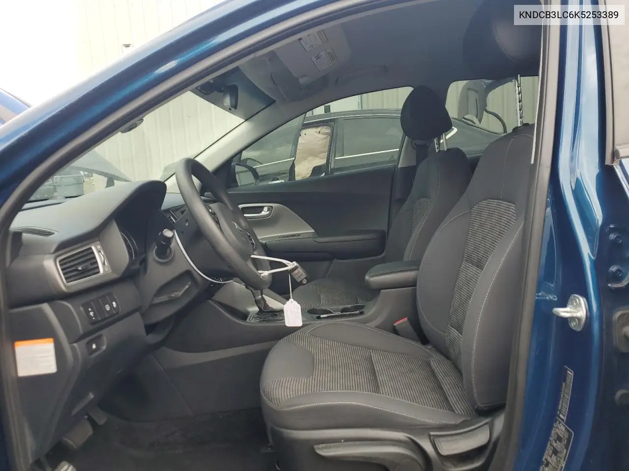 KNDCB3LC6K5253389 2019 Kia Niro Fe