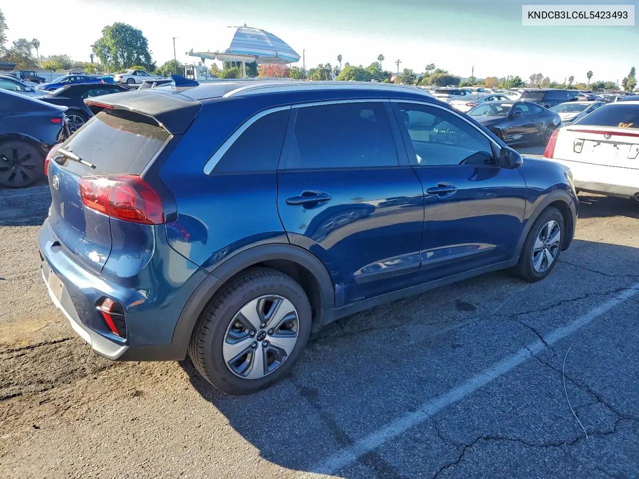 KNDCB3LC6L5423493 2020 Kia Niro Lx