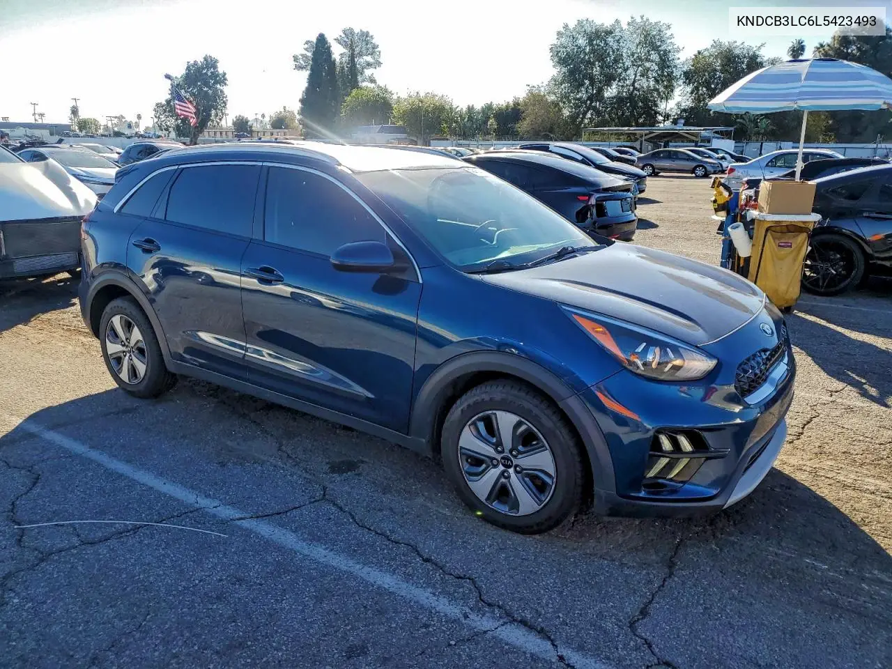 KNDCB3LC6L5423493 2020 Kia Niro Lx