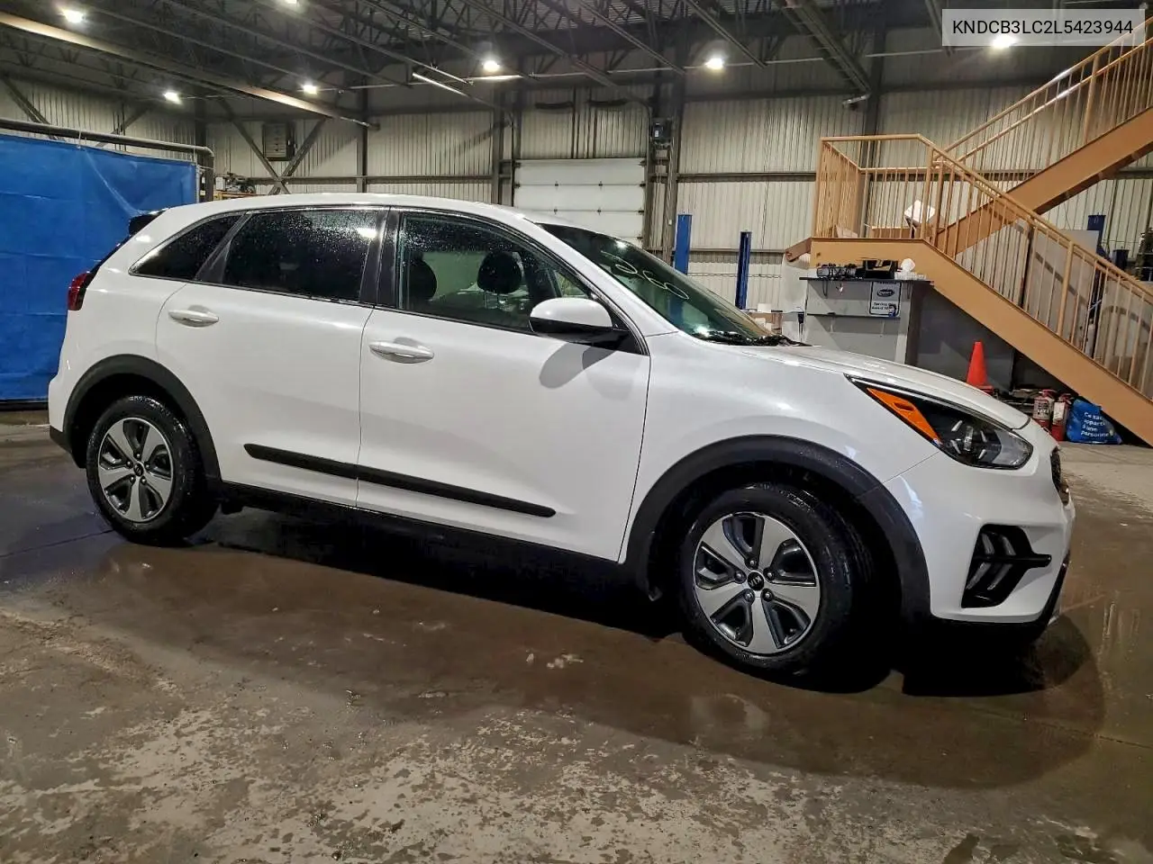 KNDCB3LC2L5423944 2020 Kia Niro Lx