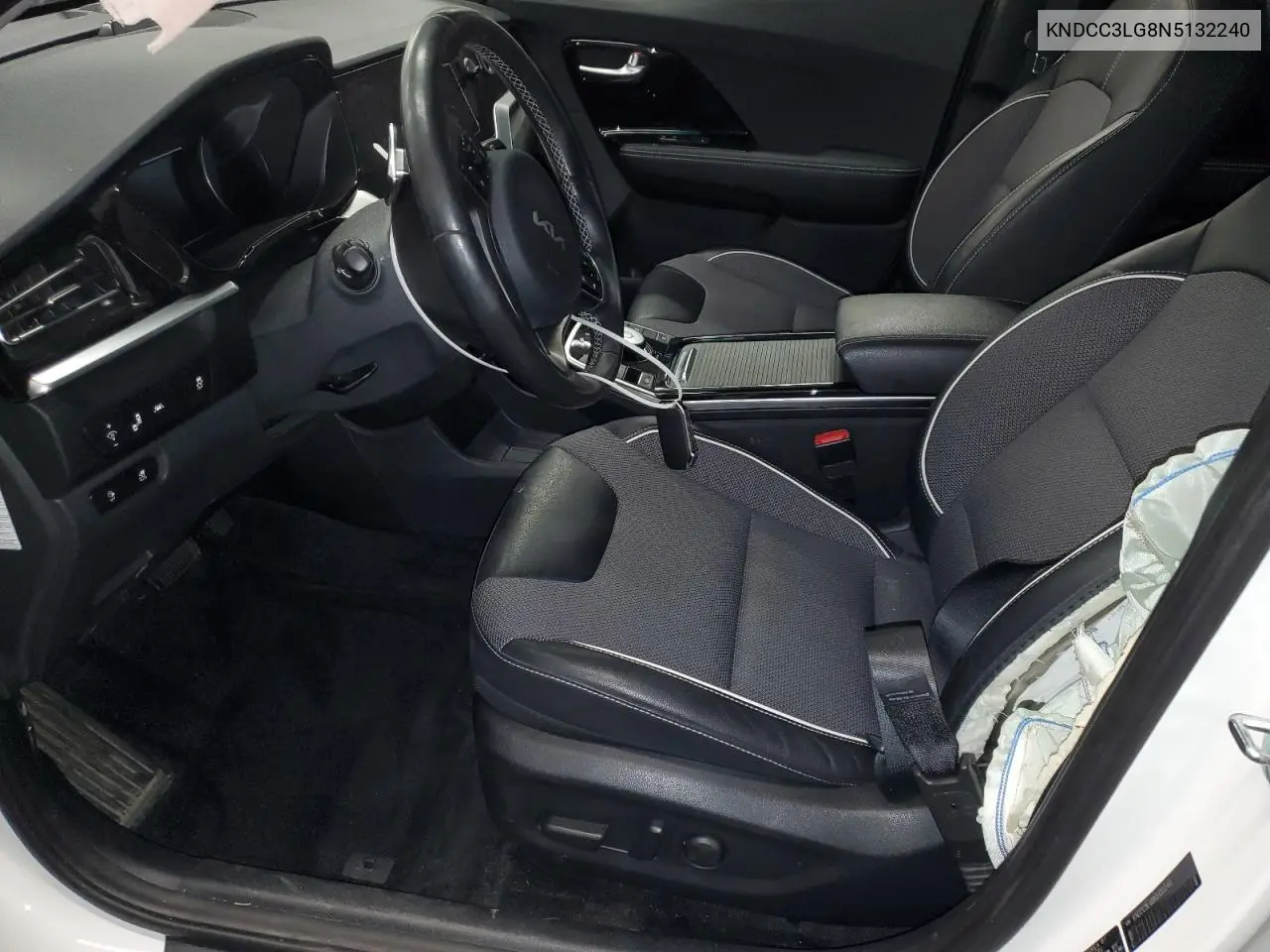 KNDCC3LG8N5132240 2022 Kia Niro S
