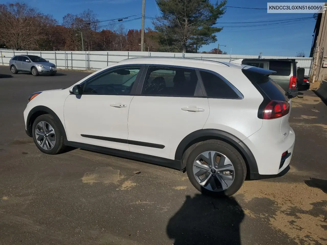 KNDCC3LGXN5160069 2022 Kia Niro S