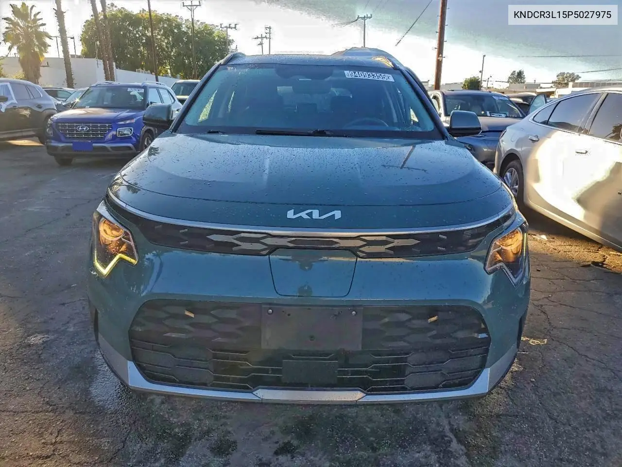 KNDCR3L15P5027975 2023 Kia Niro Wind
