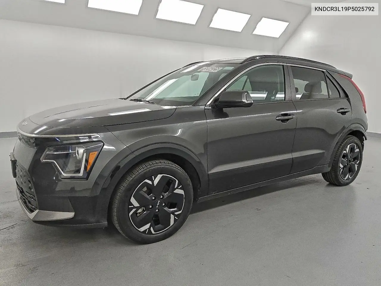 KNDCR3L19P5025792 2023 Kia Niro Wind