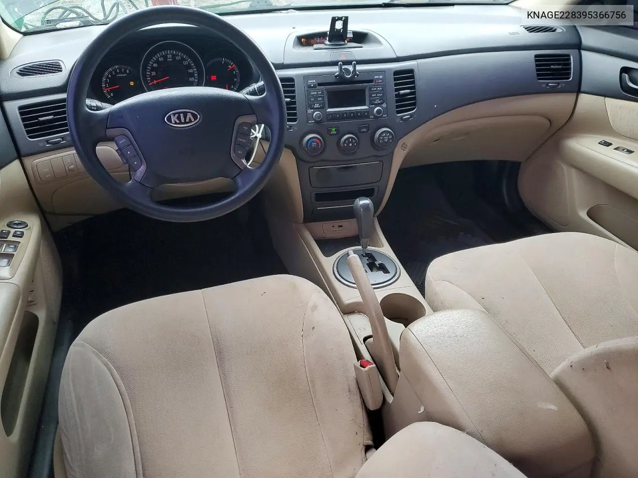 KNAGE228395366756 2009 Kia Optima Lx