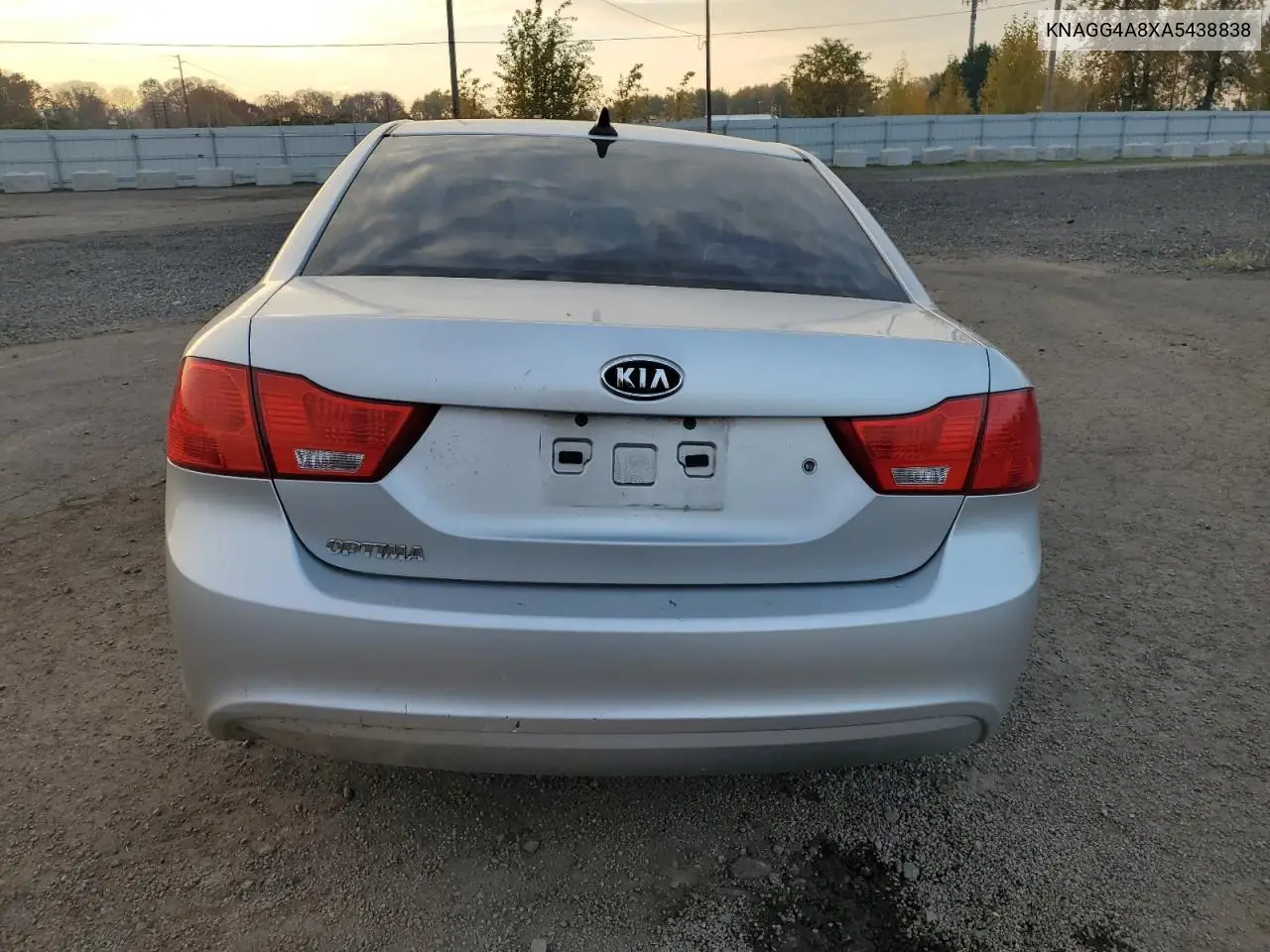KNAGG4A8XA5438838 2010 Kia Optima Lx