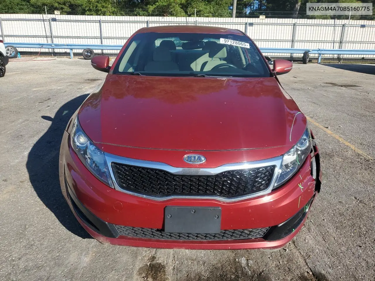 KNAGM4A70B5160775 2011 Kia Optima Lx