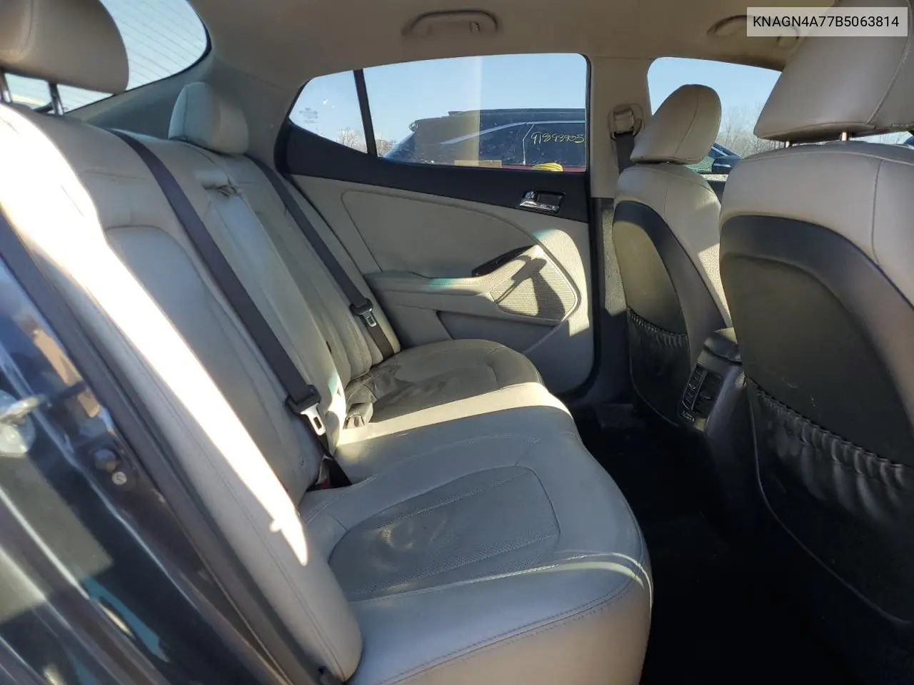 KNAGN4A77B5063814 2011 Kia Optima Ex