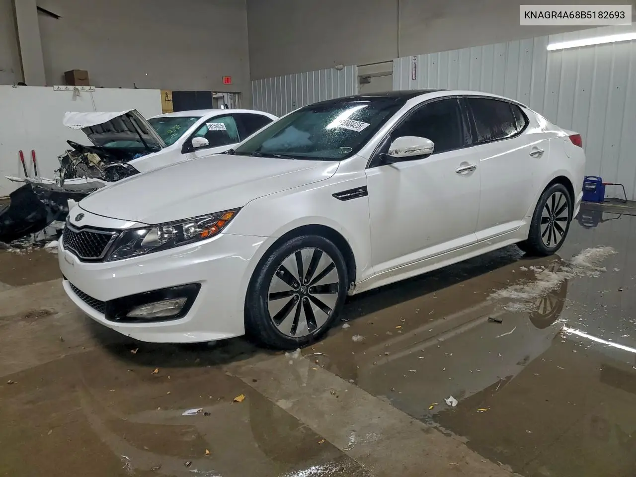KNAGR4A68B5182693 2011 Kia Optima Sx