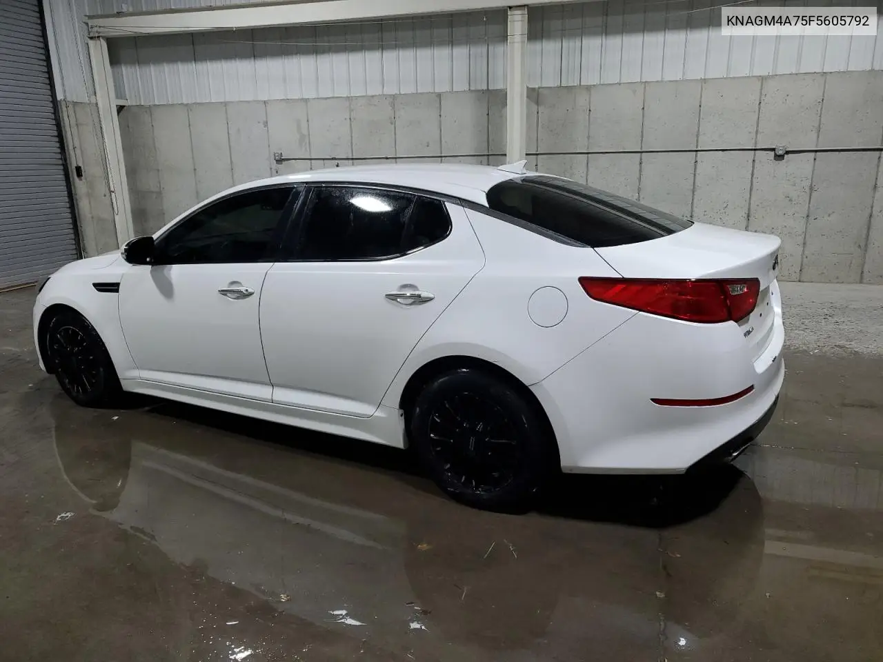 KNAGM4A75F5605792 2015 Kia Optima Lx