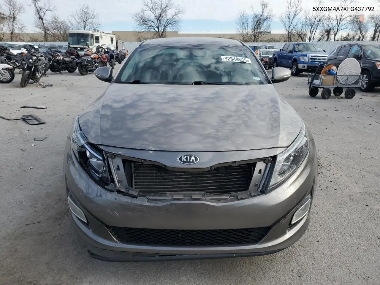 5XXGM4A7XFG437792 2015 Kia Optima Lx