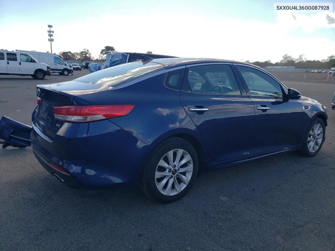 5XXGU4L36GG087928 2016 Kia Optima Ex