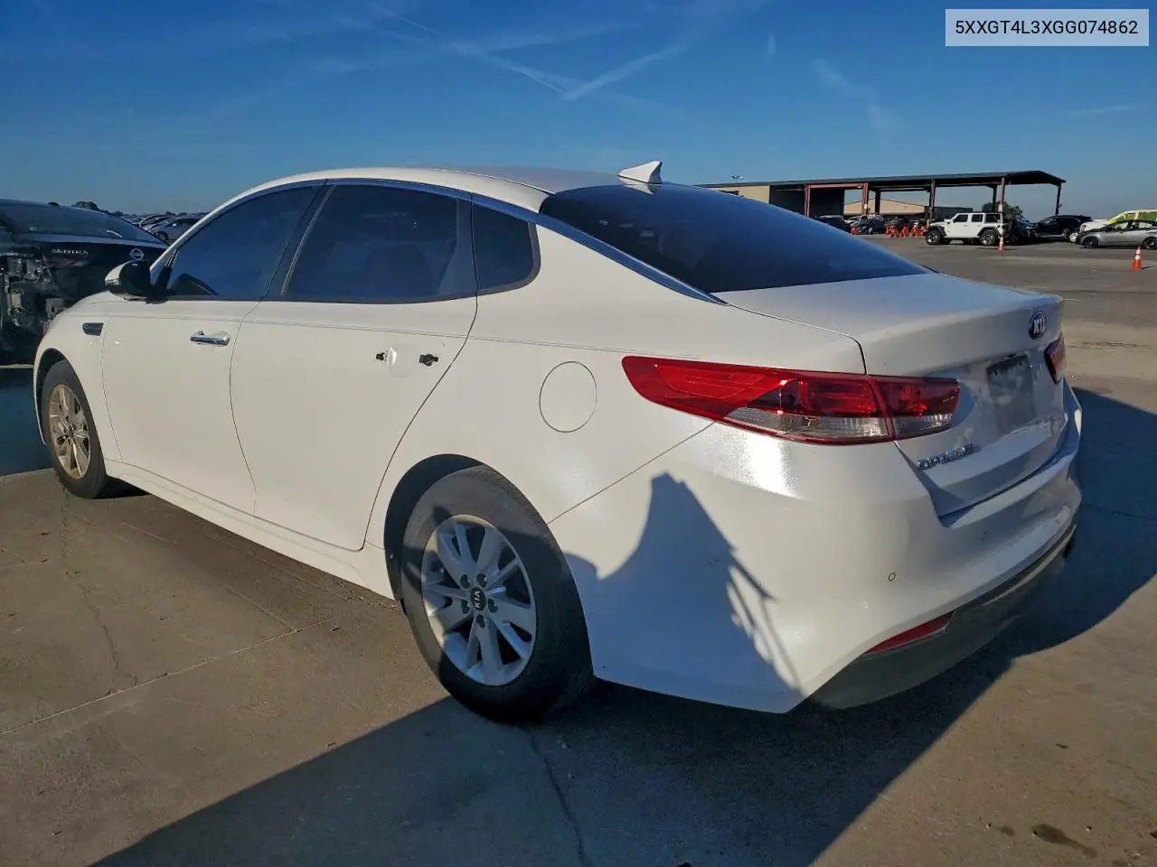 5XXGT4L3XGG074862 2016 Kia Optima Lx