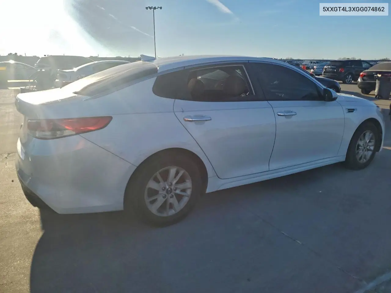5XXGT4L3XGG074862 2016 Kia Optima Lx