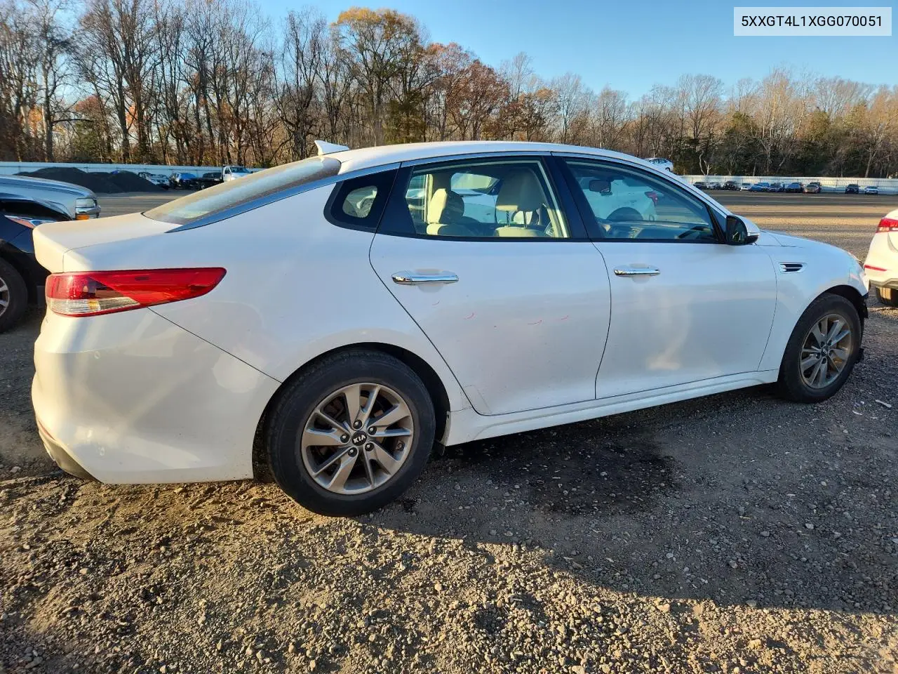 5XXGT4L1XGG070051 2016 Kia Optima Lx
