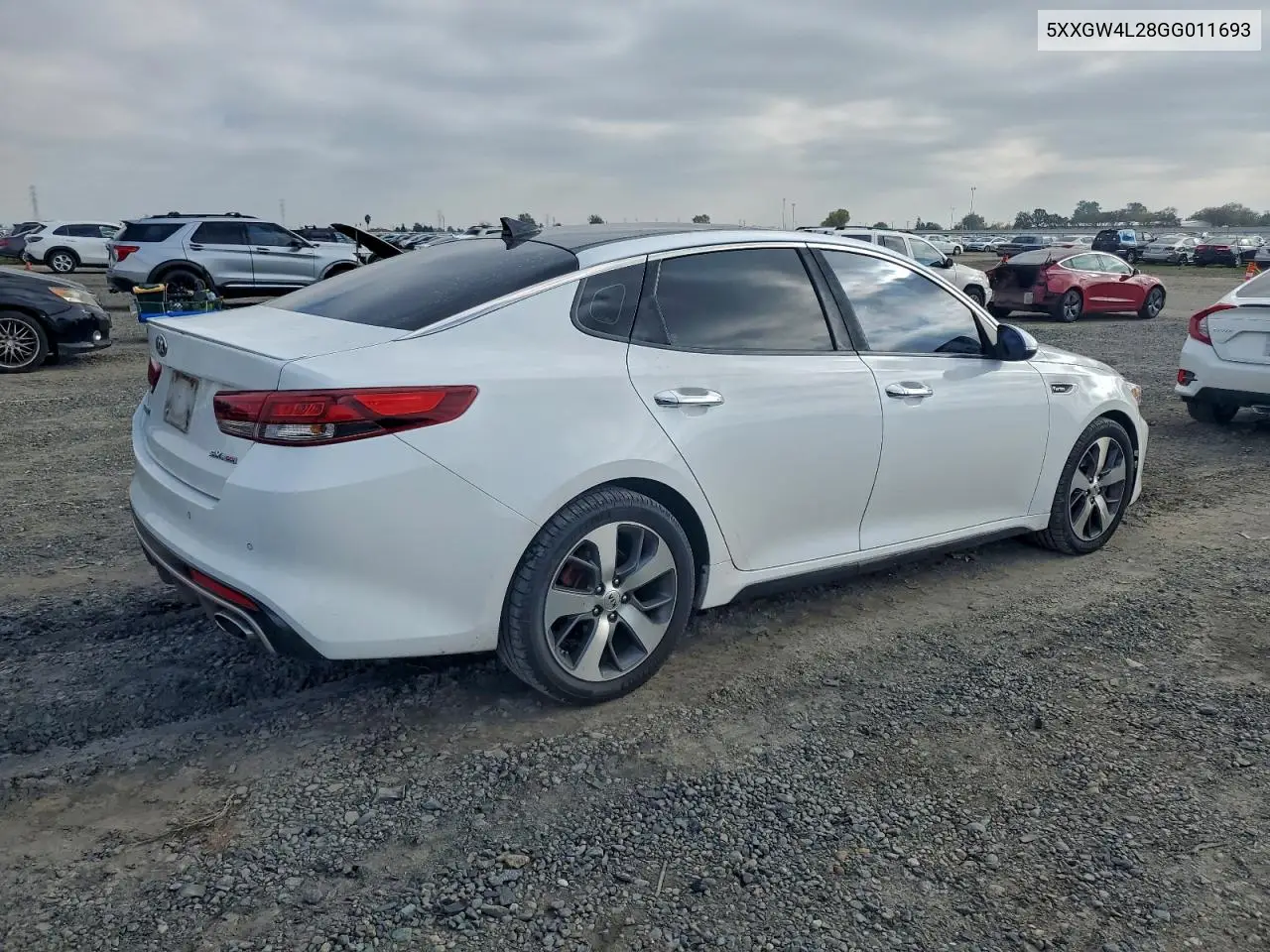 5XXGW4L28GG011693 2016 Kia Optima Sx