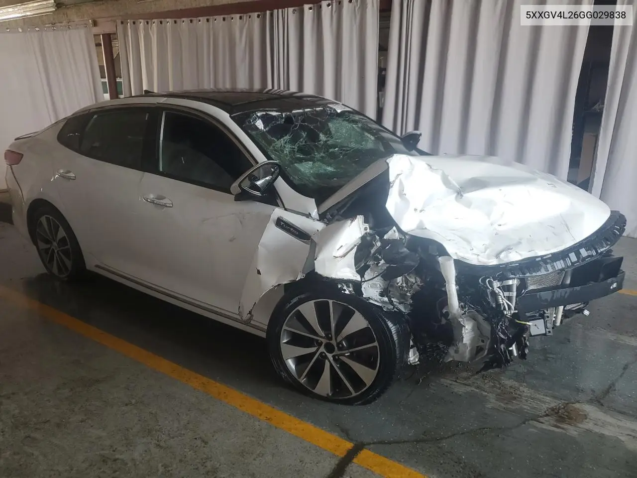 5XXGV4L26GG029838 2016 Kia Optima Sxl
