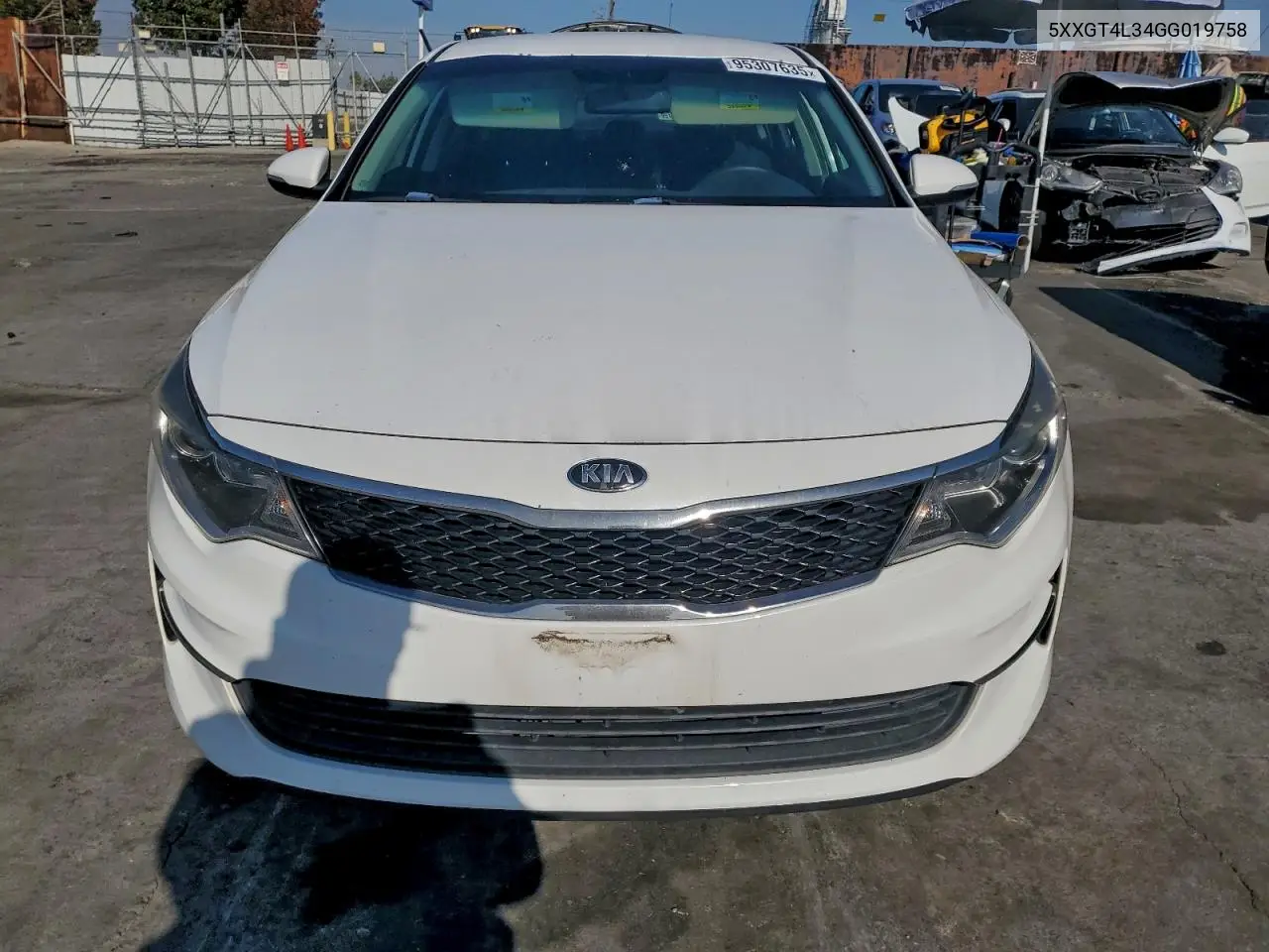 5XXGT4L34GG019758 2016 Kia Optima Lx