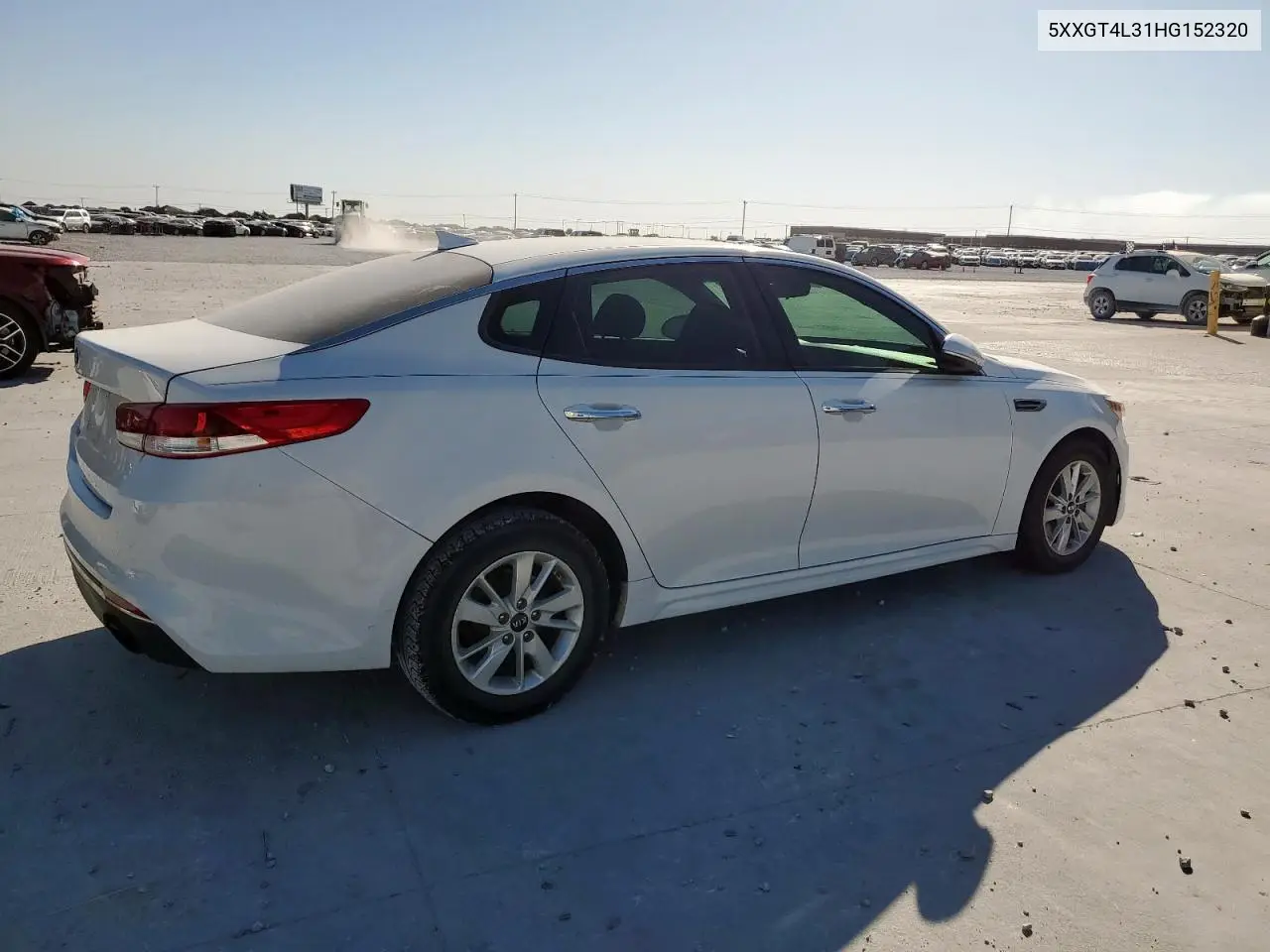 5XXGT4L31HG152320 2017 Kia Optima Lx