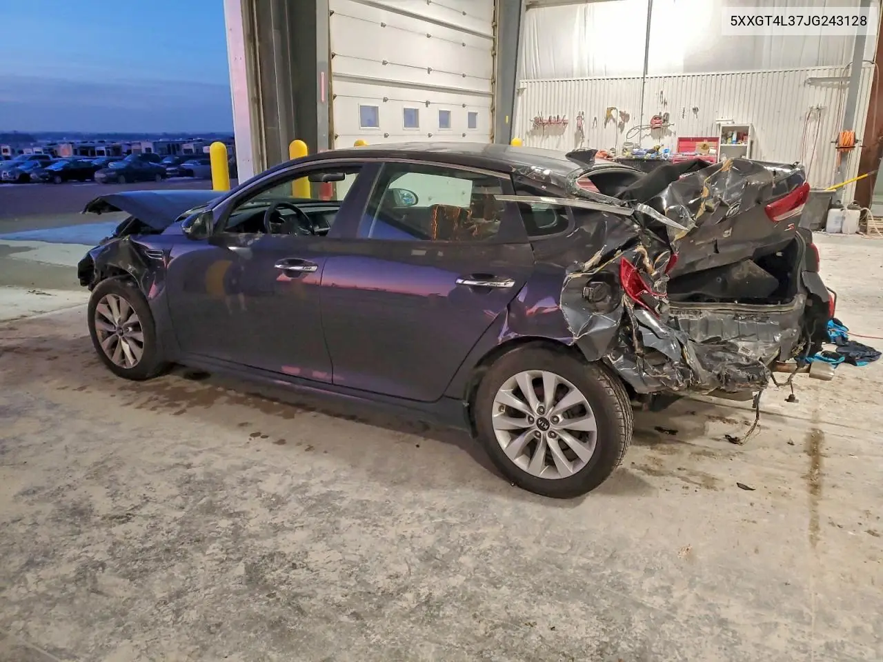 5XXGT4L37JG243128 2018 Kia Optima Lx