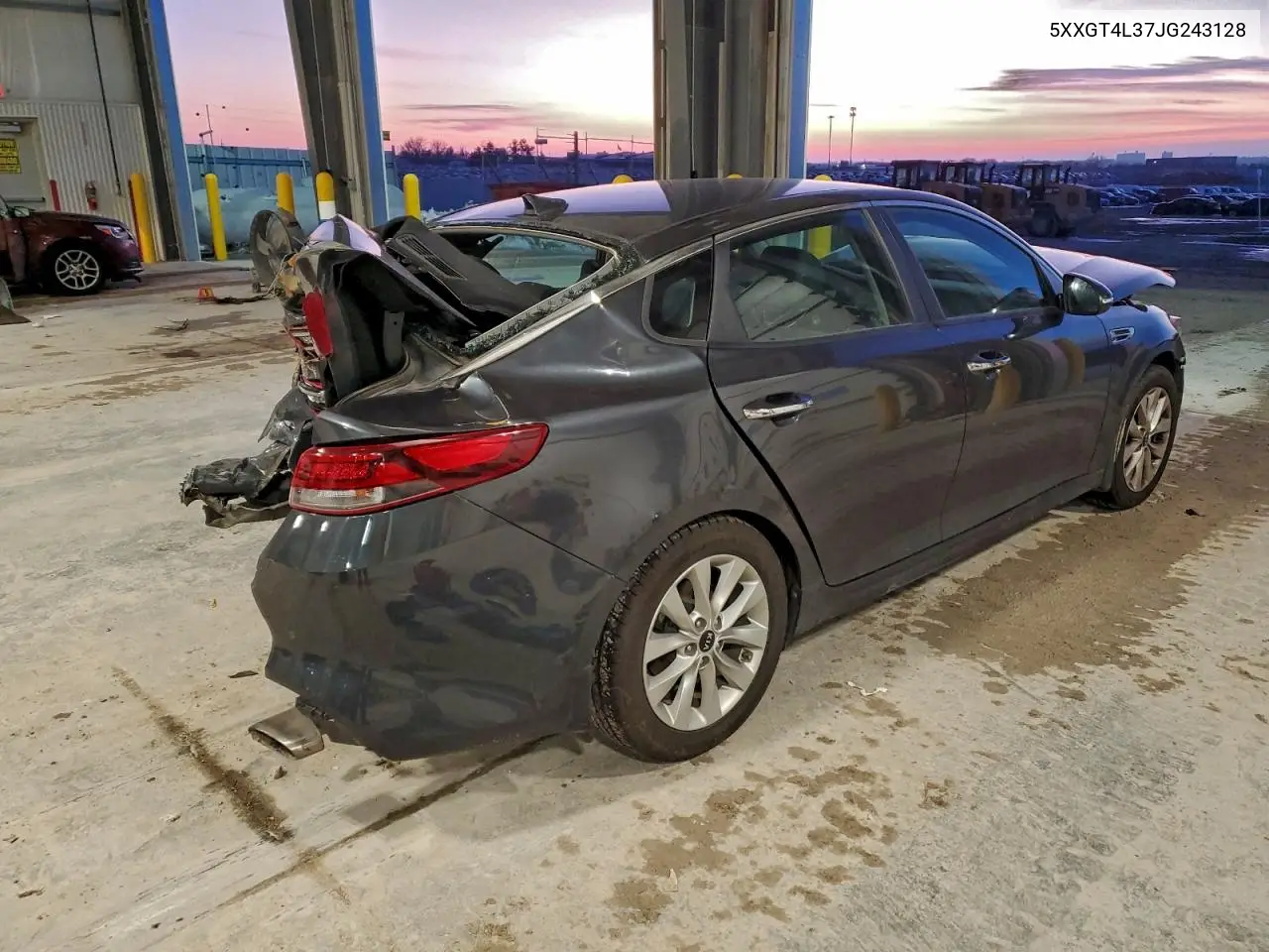 5XXGT4L37JG243128 2018 Kia Optima Lx