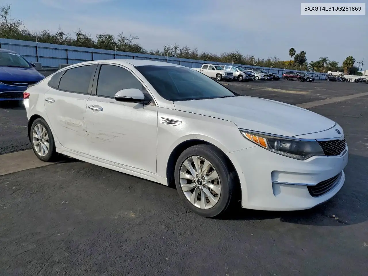 5XXGT4L31JG251869 2018 Kia Optima Lx