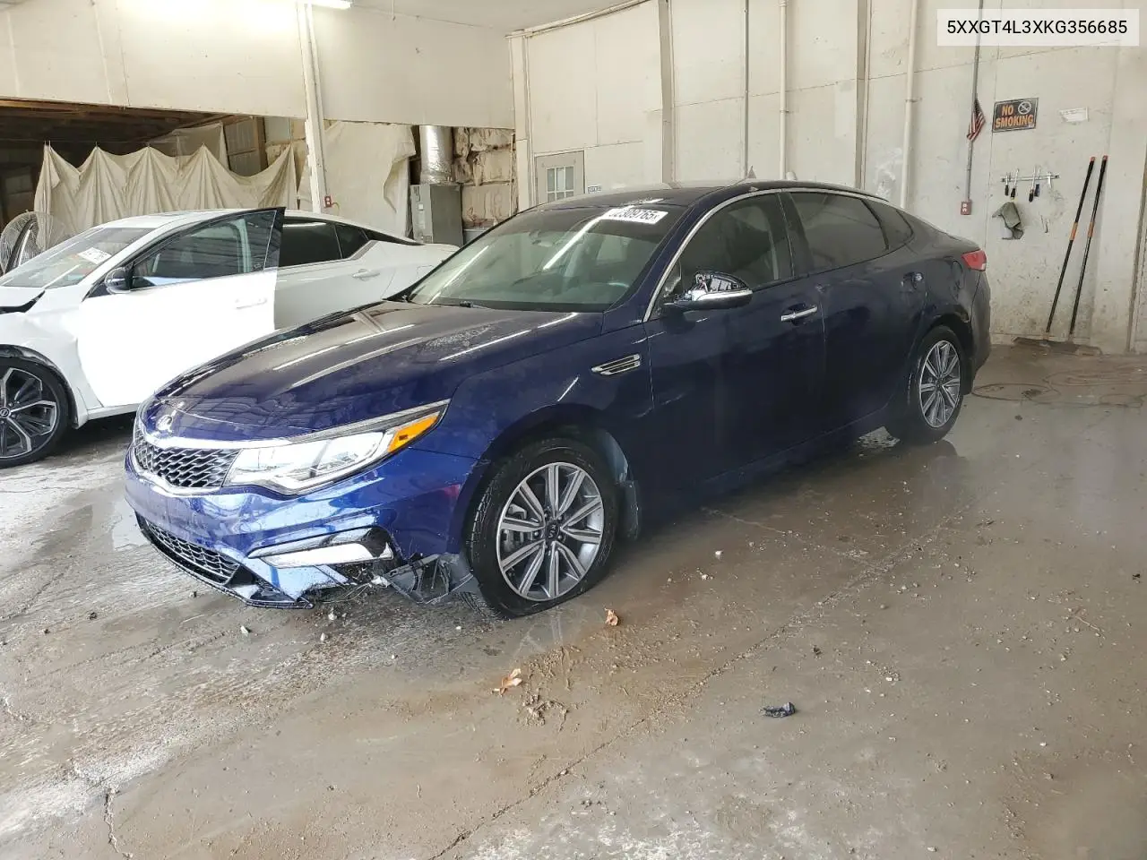 5XXGT4L3XKG356685 2019 Kia Optima Lx