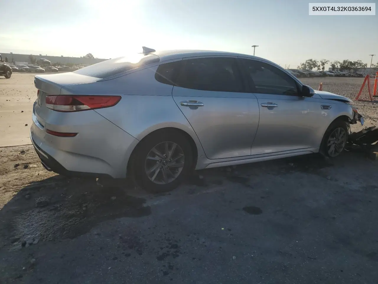 5XXGT4L32KG363694 2019 Kia Optima Lx