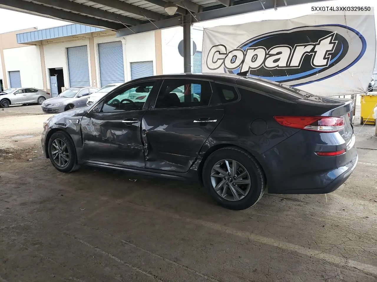 5XXGT4L3XKG329650 2019 Kia Optima Lx