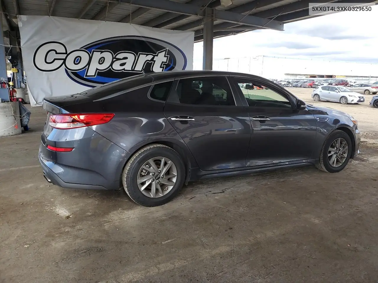 5XXGT4L3XKG329650 2019 Kia Optima Lx