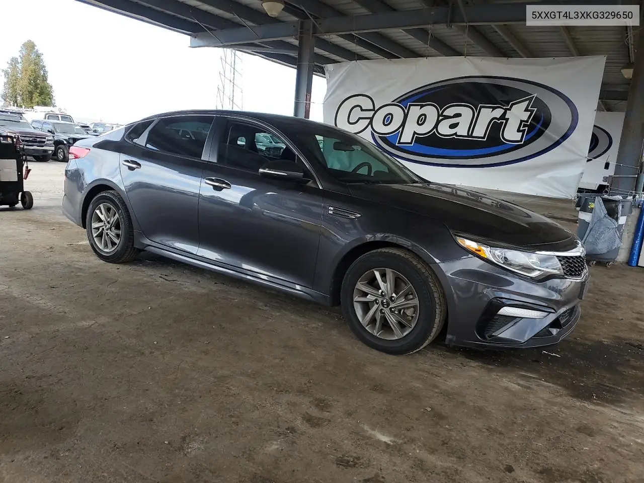 5XXGT4L3XKG329650 2019 Kia Optima Lx