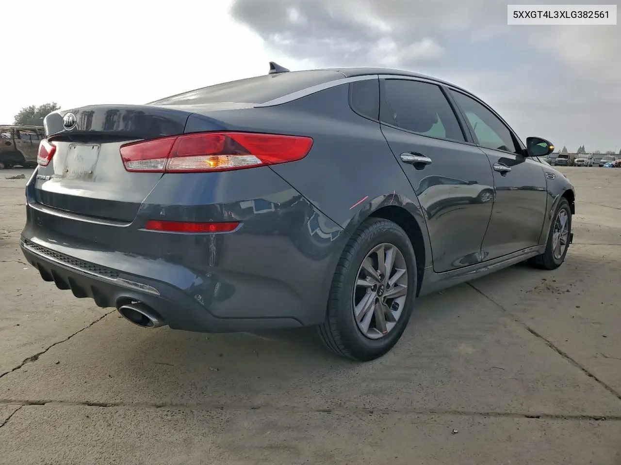 5XXGT4L3XLG382561 2020 Kia Optima Lx