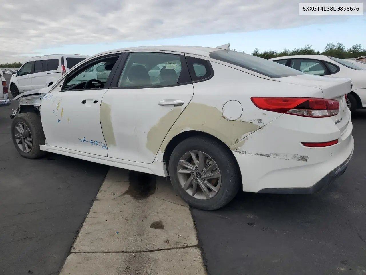 5XXGT4L38LG398676 2020 Kia Optima Lx