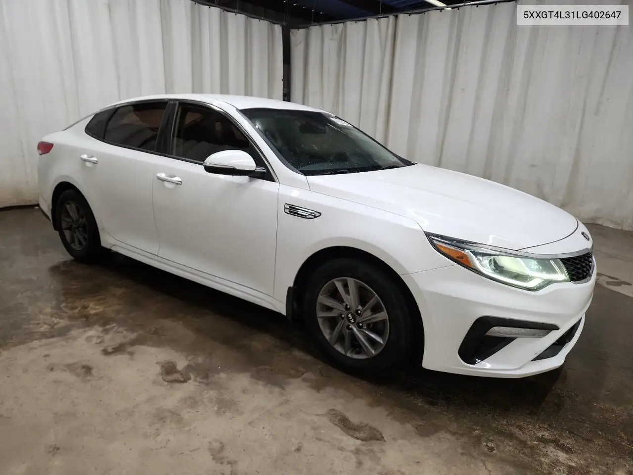 5XXGT4L31LG402647 2020 Kia Optima Lx