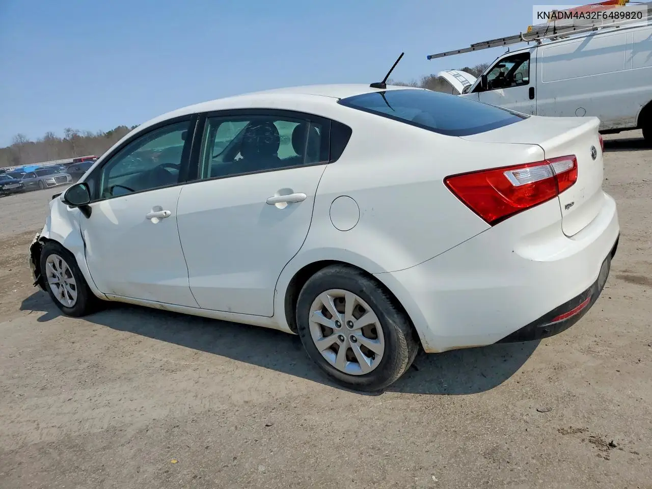 KNADM4A32F6489820 2015 Kia Rio Lx