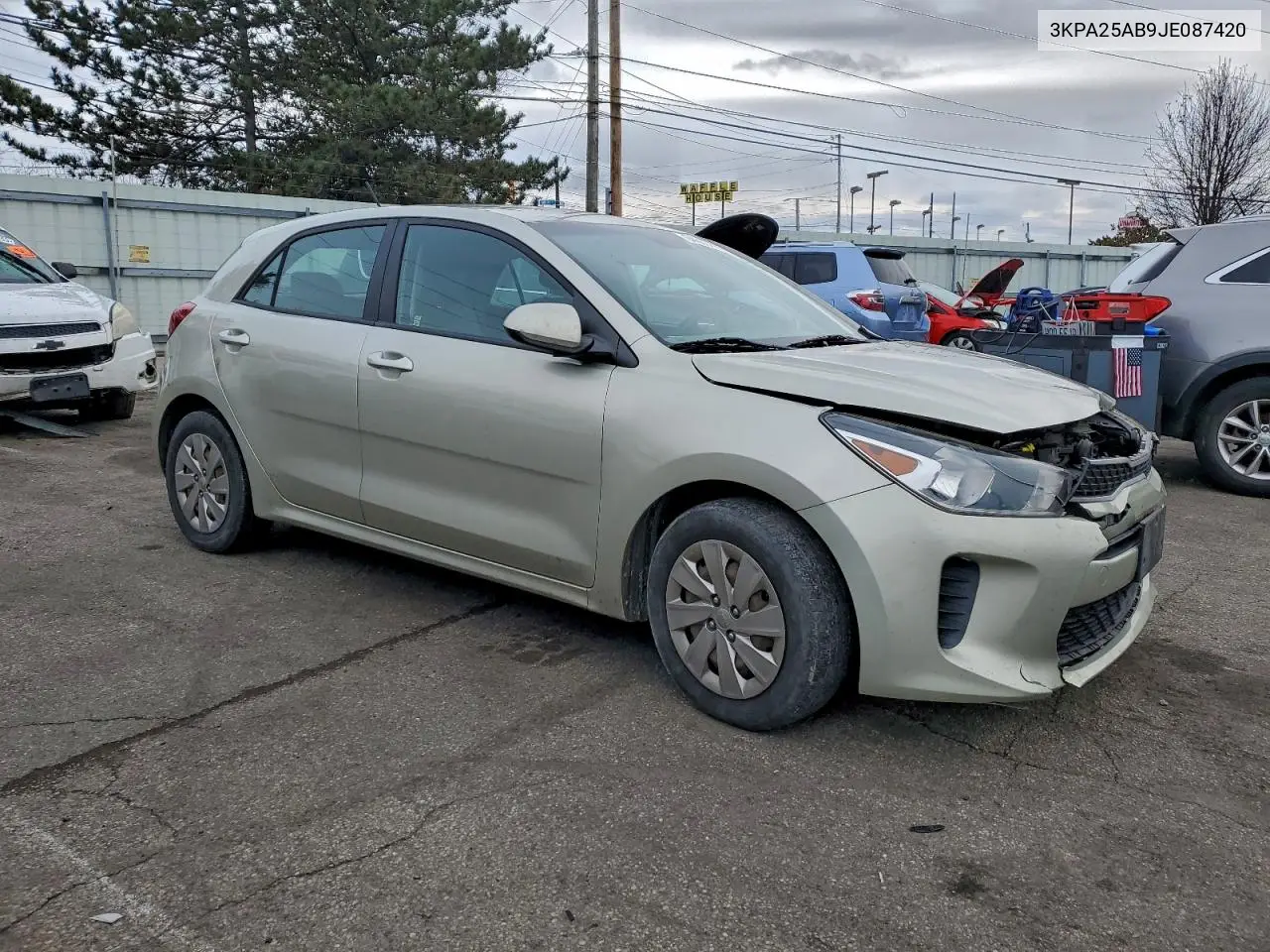 3KPA25AB9JE087420 2018 Kia Rio Lx