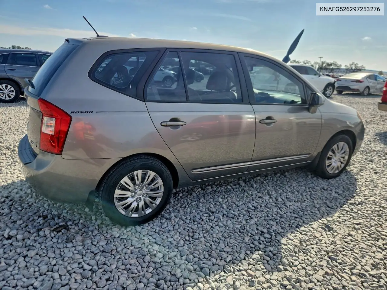 KNAFG526297253276 2009 Kia Rondo Lx