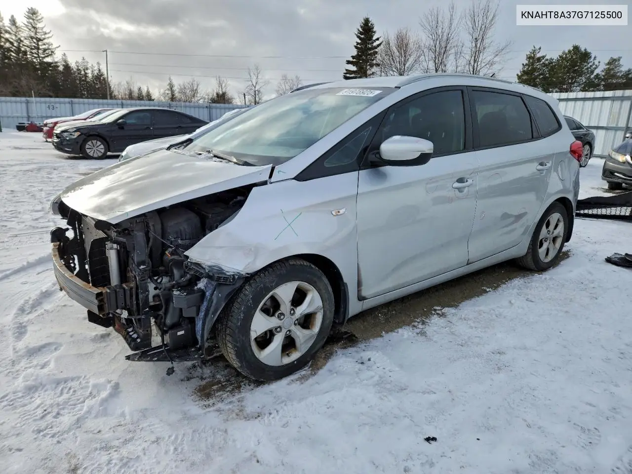 KNAHT8A37G7125500 2016 Kia Rondo