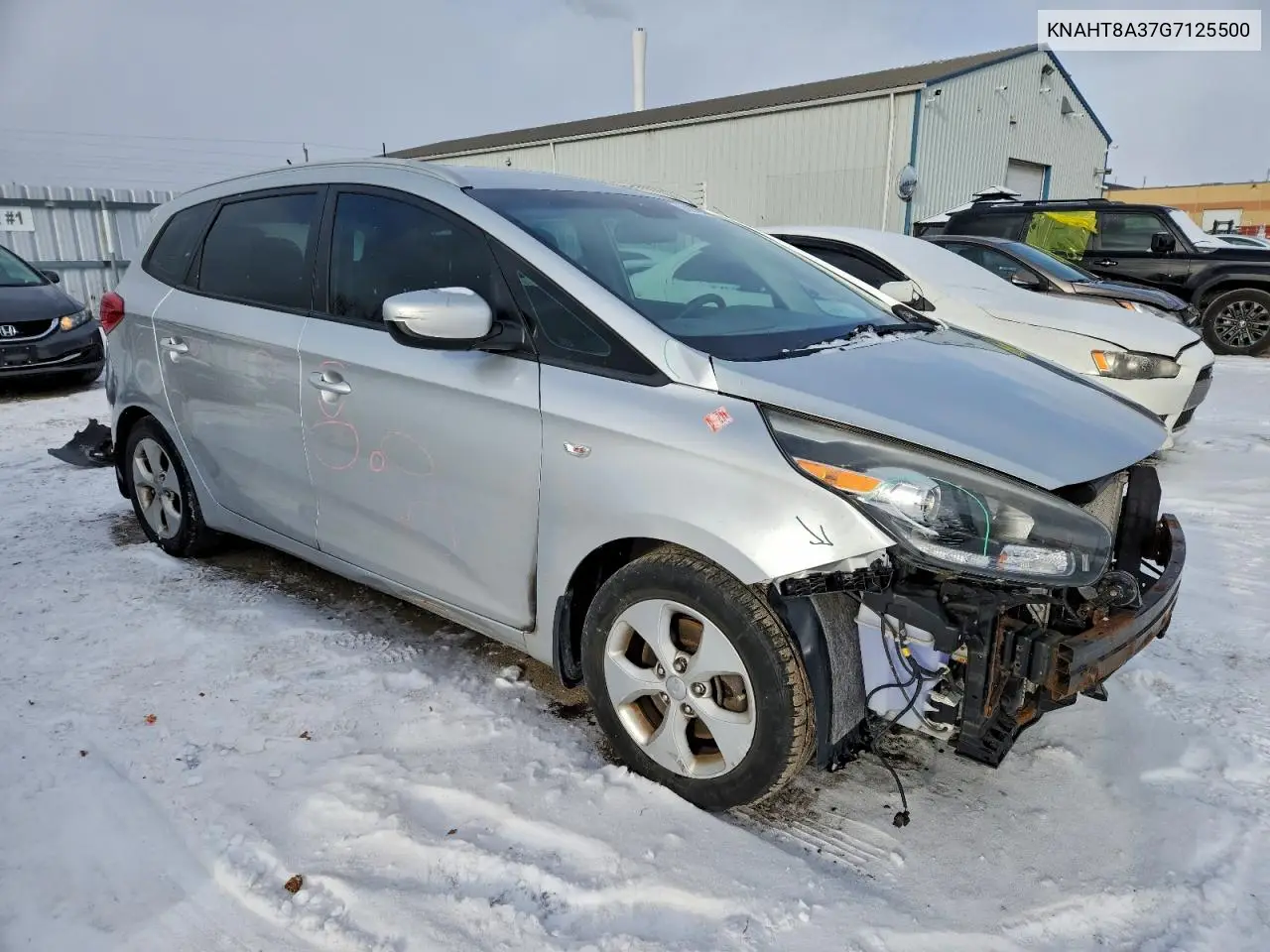KNAHT8A37G7125500 2016 Kia Rondo